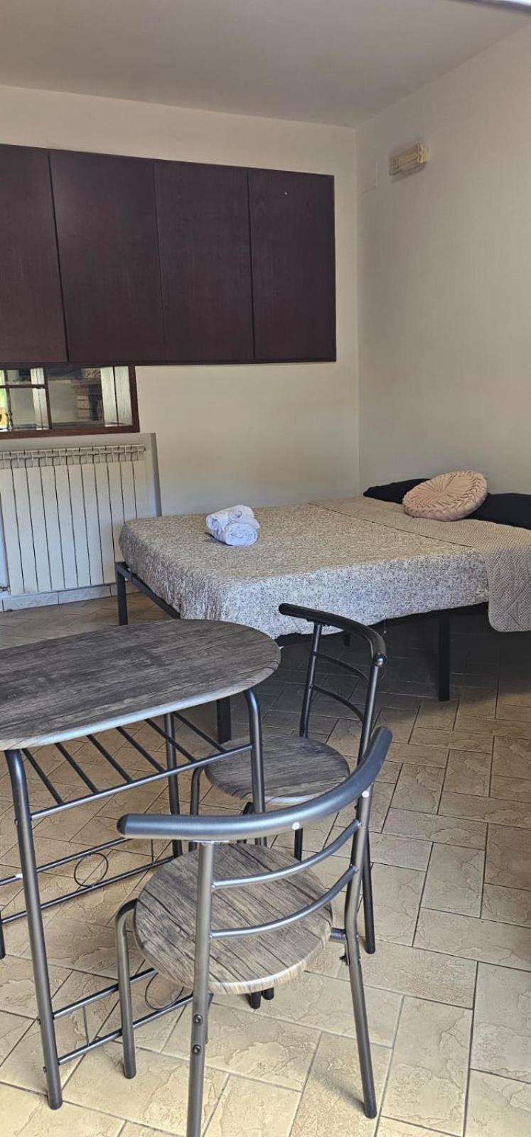 Claudio'S Home Airport Φιουμιτσίνο Εξωτερικό φωτογραφία